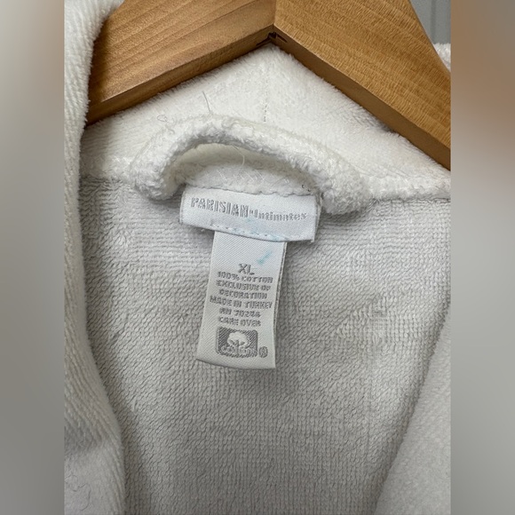 Luxurious White 100% Cotton Women's Plush Robe - Picture 2 of 6